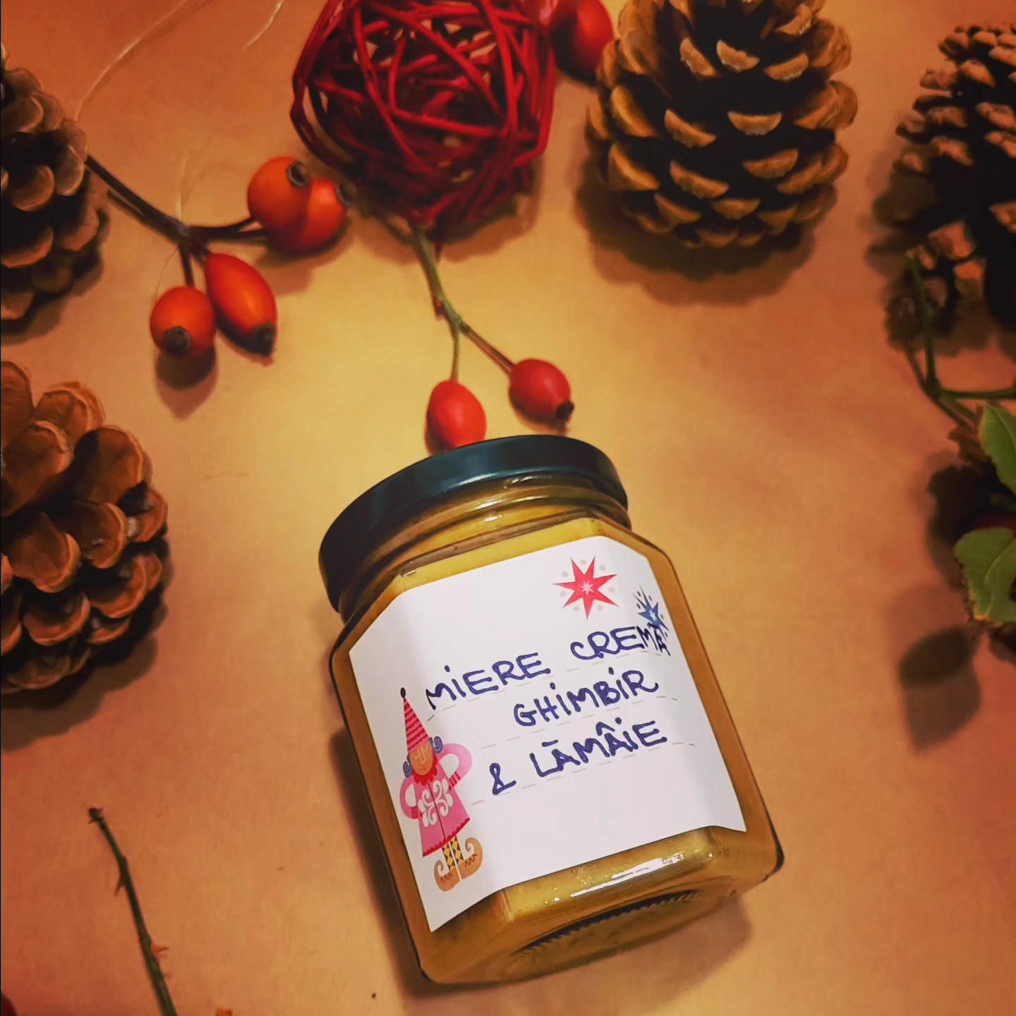 Miere Crema Ghimbir si Lamaie
